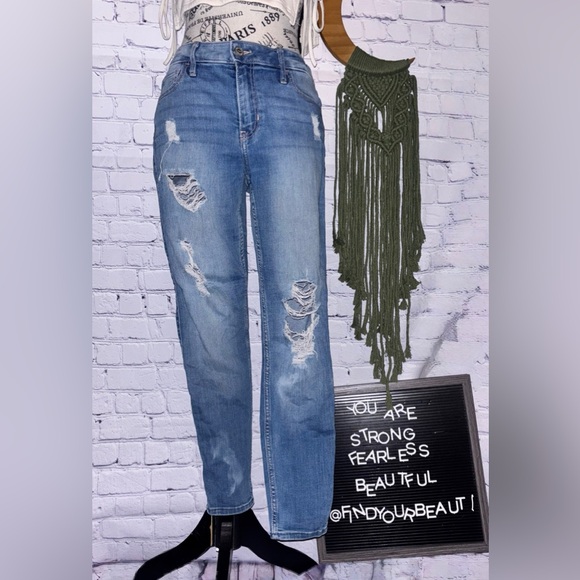 Hollister Mid-rise Super Skinny Jeans with Epic Stretch - Picture 4 of 4